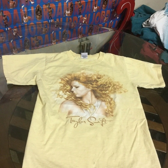 Taylor Swift Fearless Tour Concert Band 